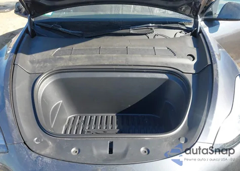 2023 Tesla Model Y Awd/Long Range Dual Motor All-Wheel Drive z USA, uszkodzony, nr VIN 7SAYGAEE3PF807541